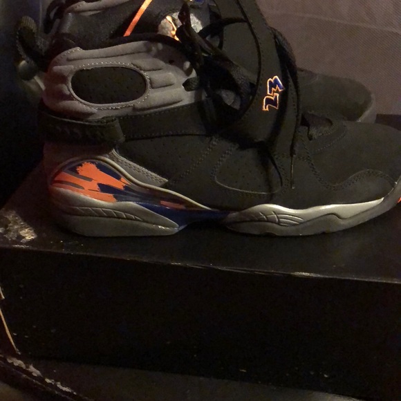 Jordan Retro 8 - Picture 2 of 4